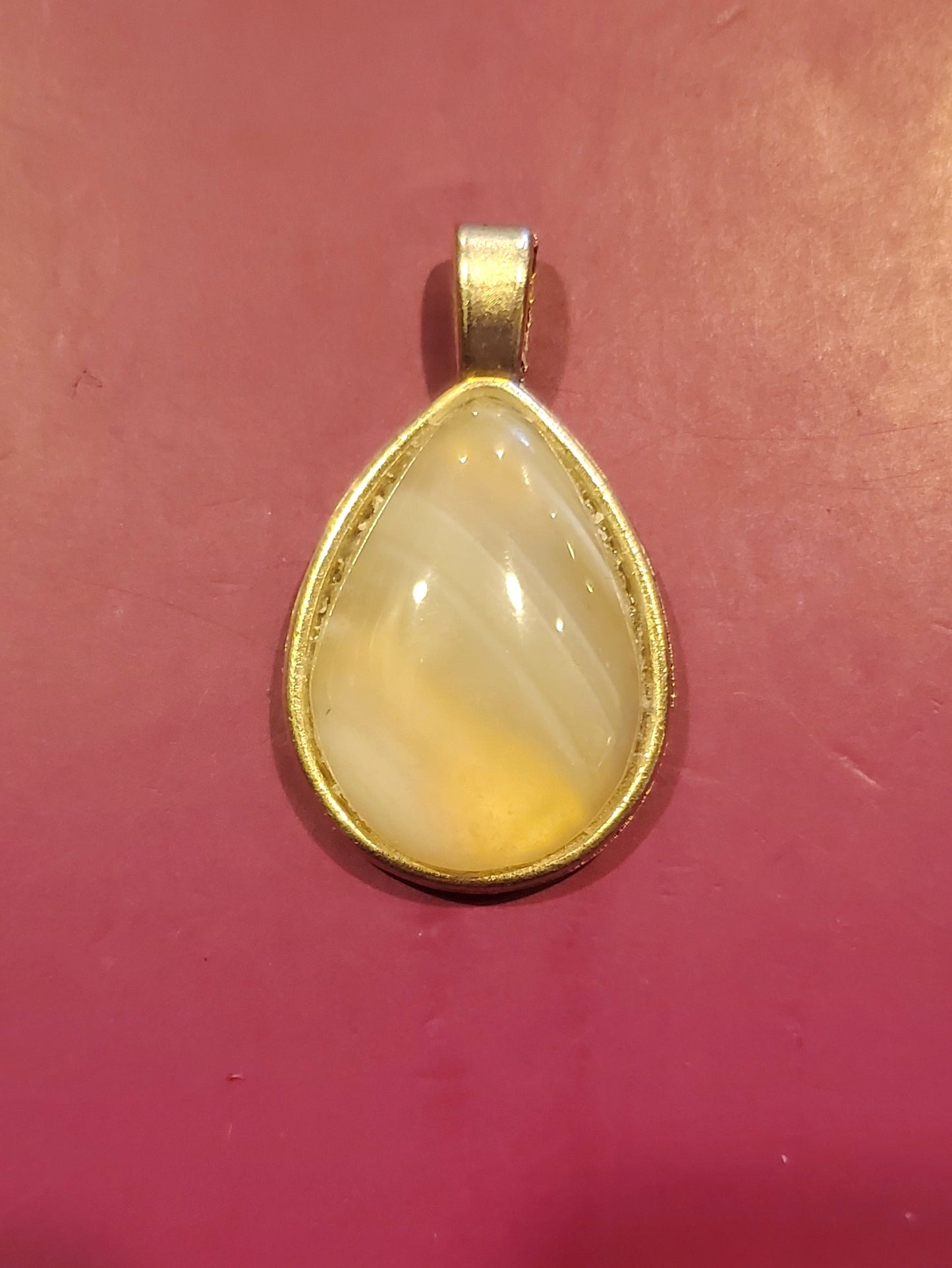 Waterline Agate Pendant - Teardrop Shape Cab