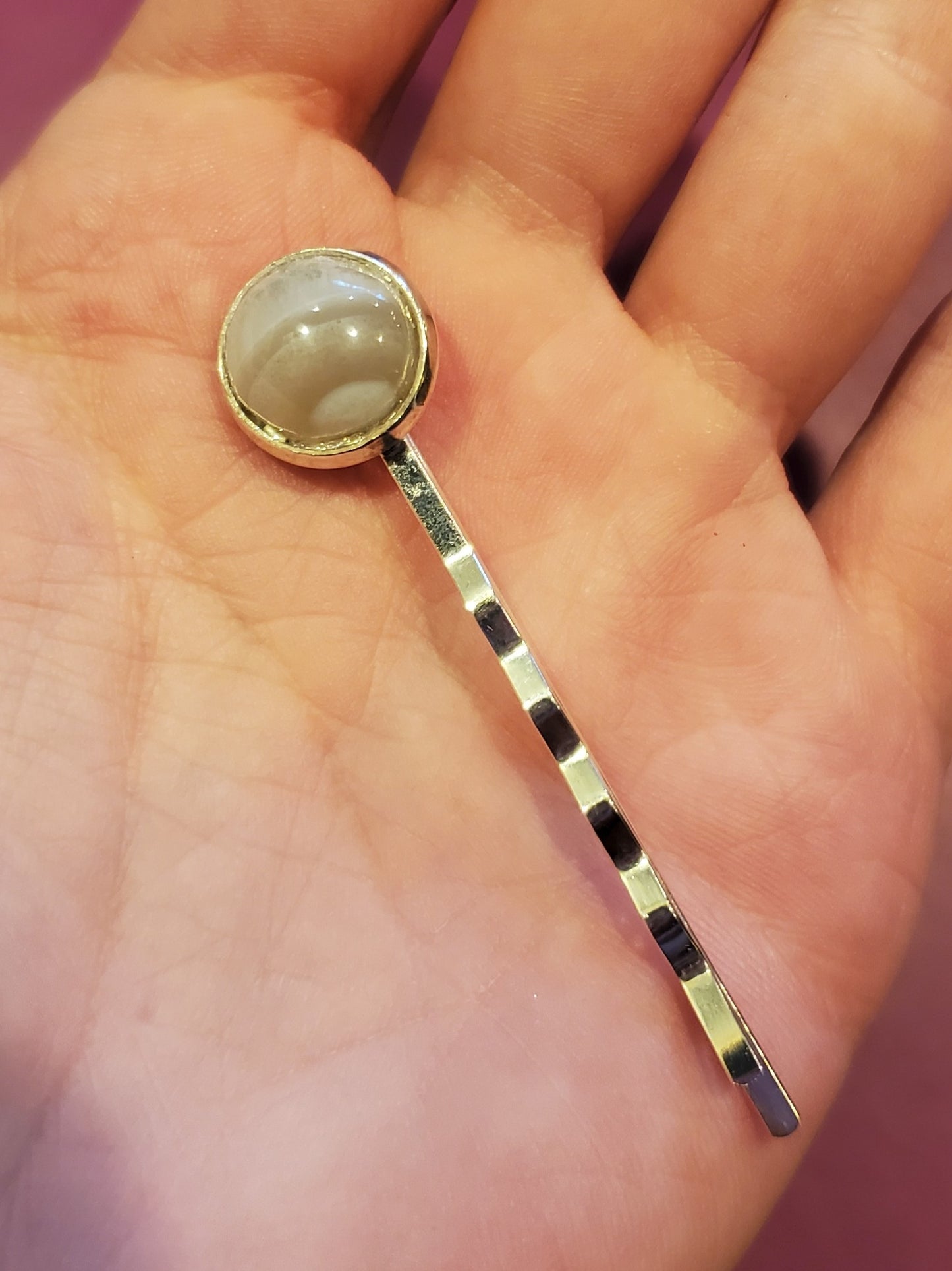 Waterline Agate Bobby Pin - 12mm Round Cab