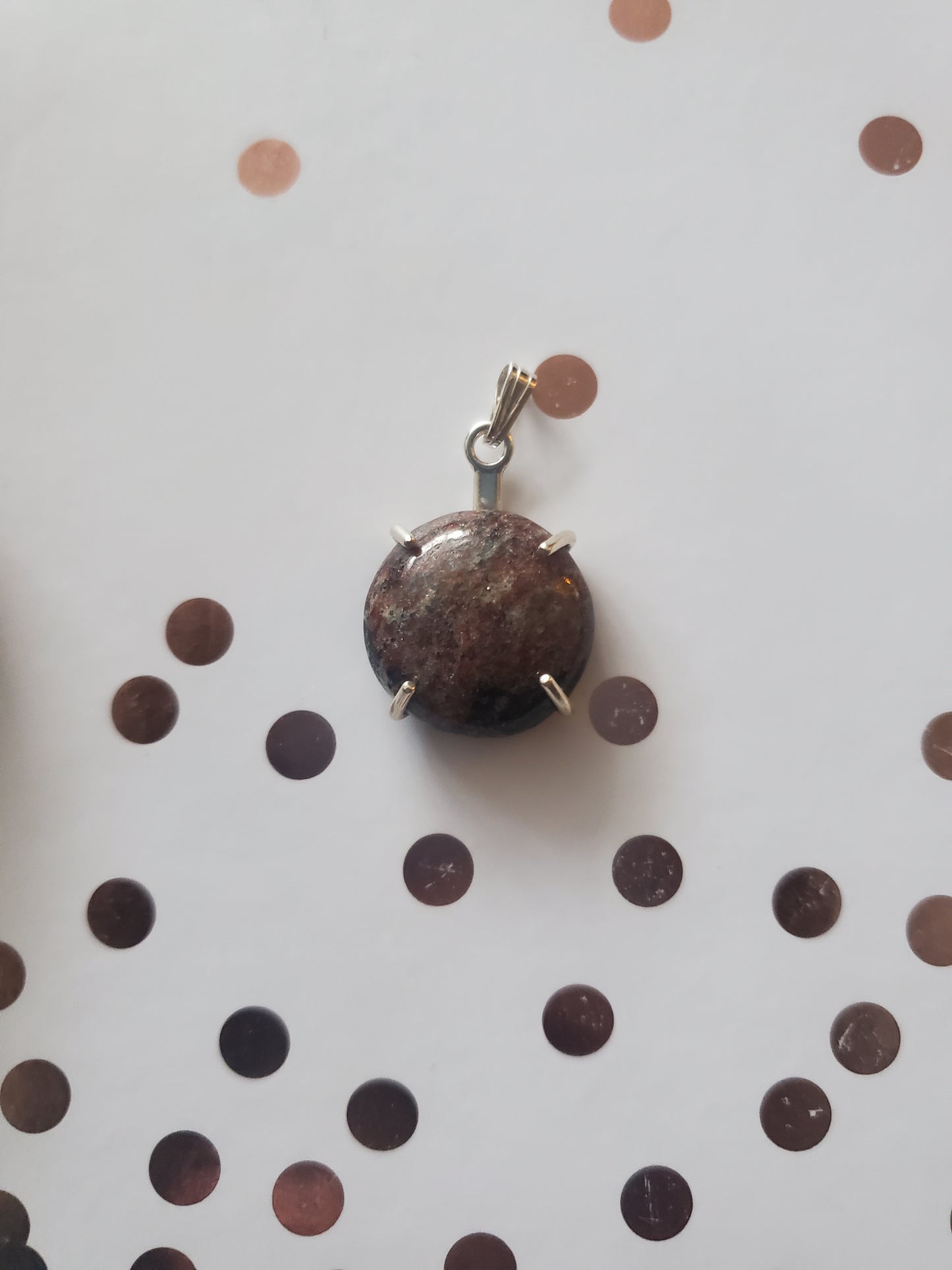 Garnet Pendant - Sterling Silver Setting, 20mm Round Cab