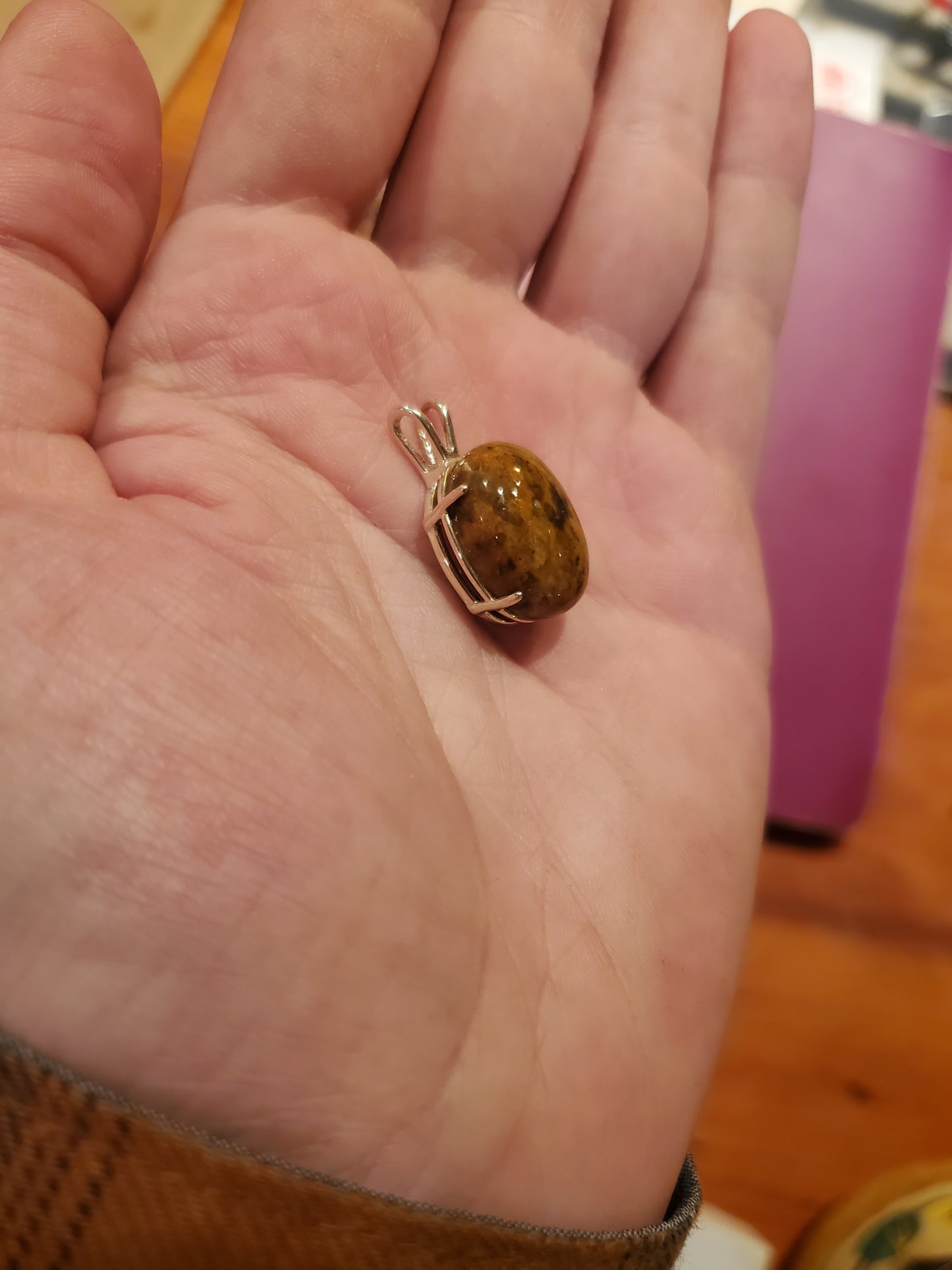 Nevada Honey Agate Pendant, 18x13mm Cab, Silver Necklace